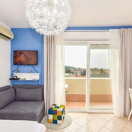 Appartamento Mirna Makarska