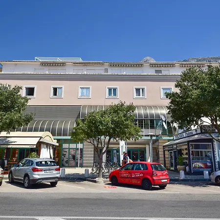 Mirna Appartamento Makarska