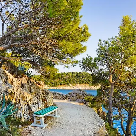 Mirna Апартаменты